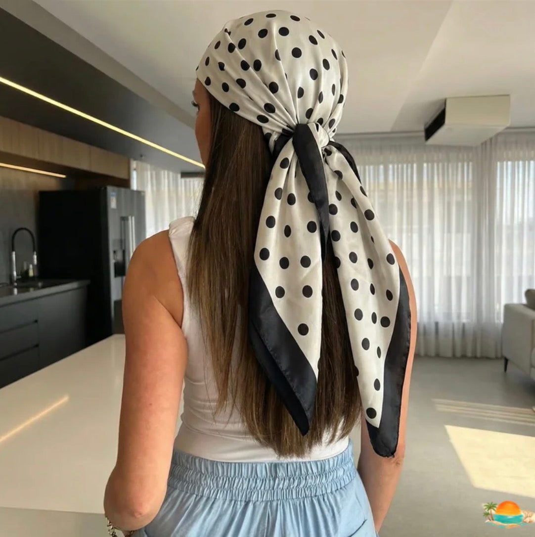 Foulard carré pois