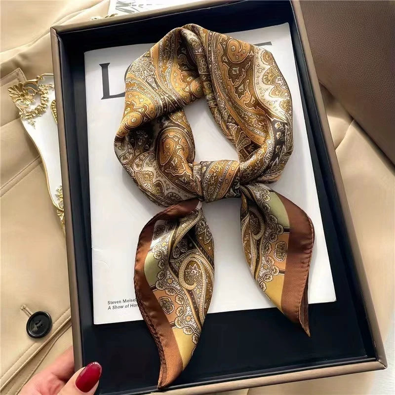 Foulard carré soie femme