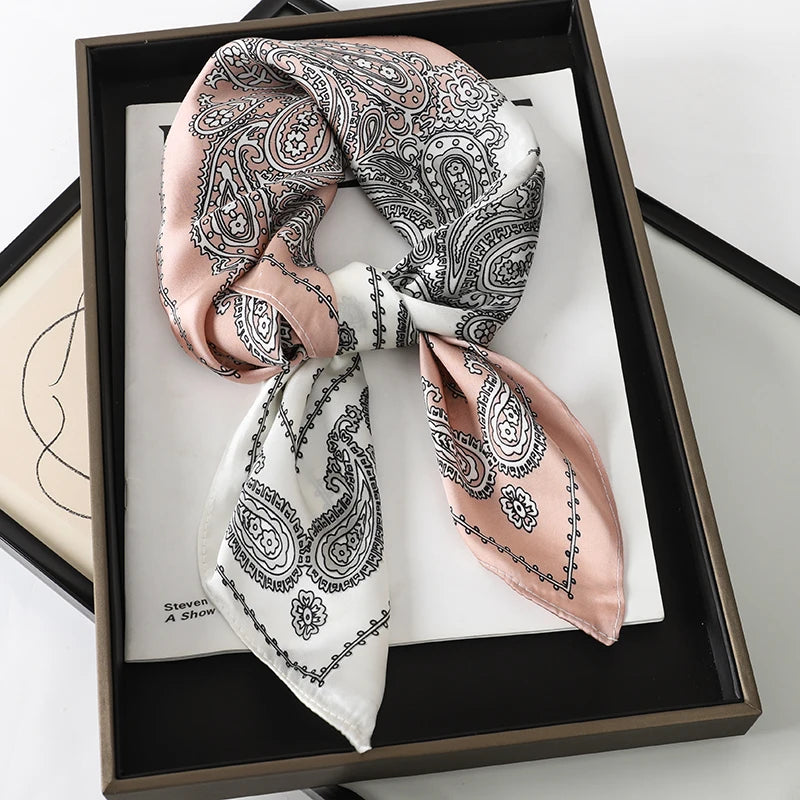 Foulard carré soie femme