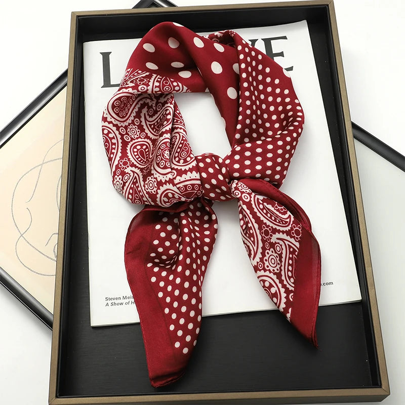 Foulard carré soie femme