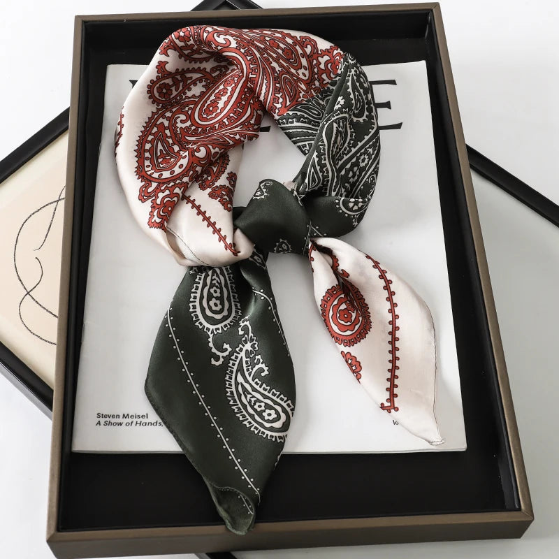 Foulard carré soie femme