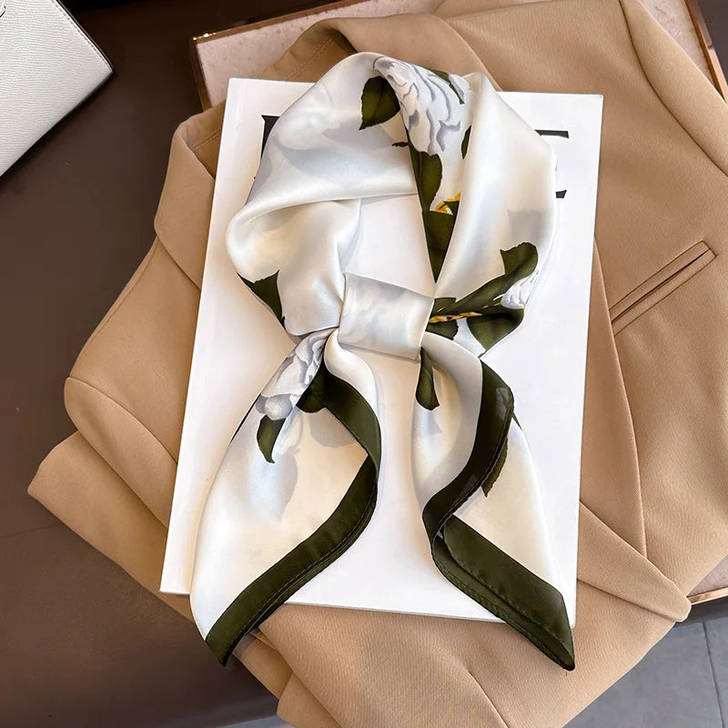 Foulard carré soie femme