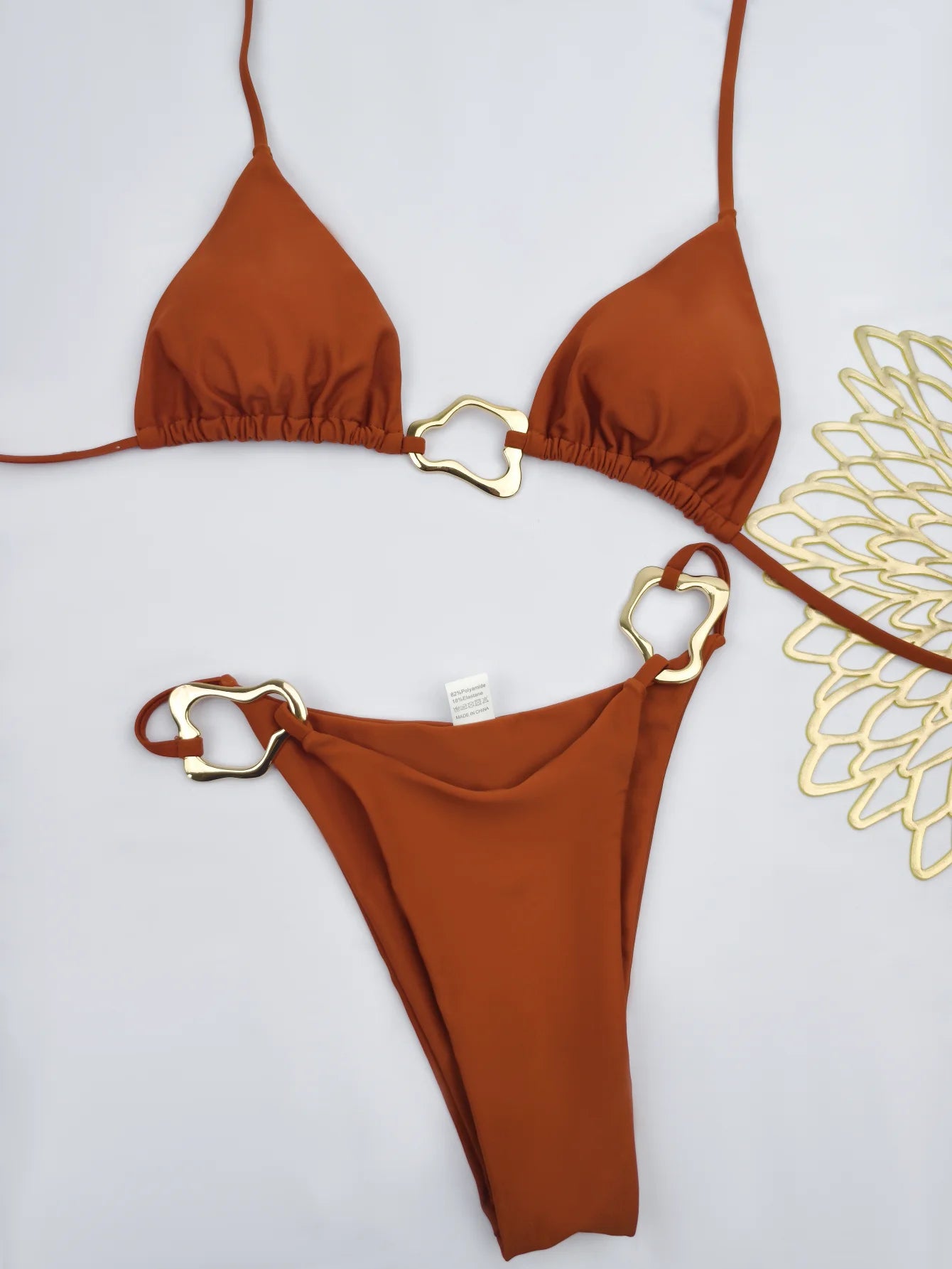 Bikini lacets fendu femme