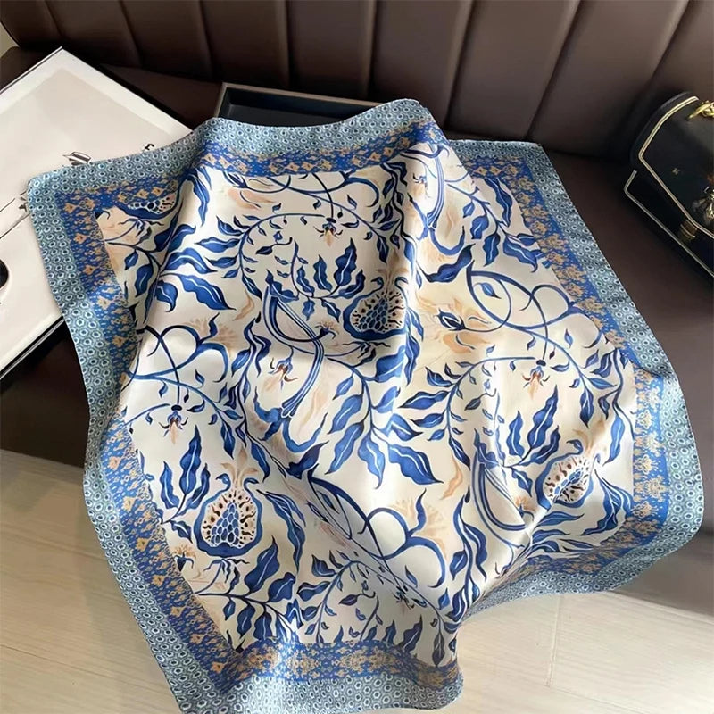 Foulard carré soie femme